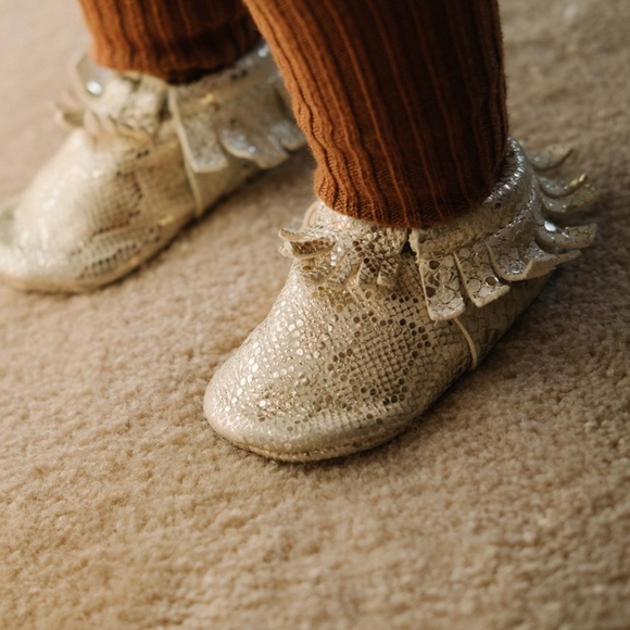 Freshly Picked Baby Moccasins - Picture 1 of 8